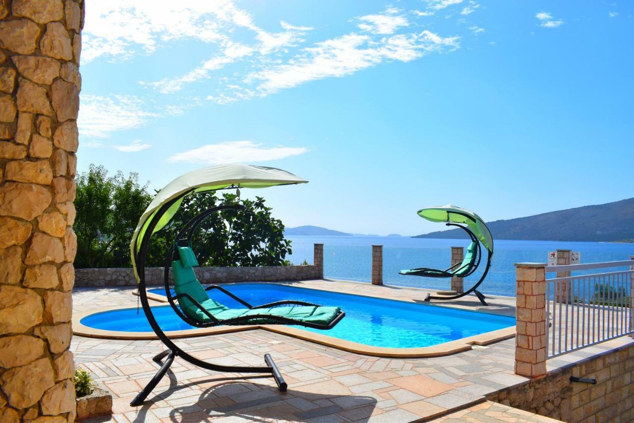 Seaside Villa Near Trogir - Poljica Marina Bagian luar foto