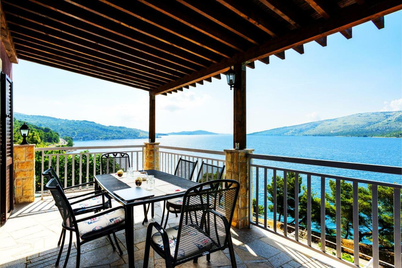 Seaside Villa Near Trogir - Poljica Marina Bagian luar foto